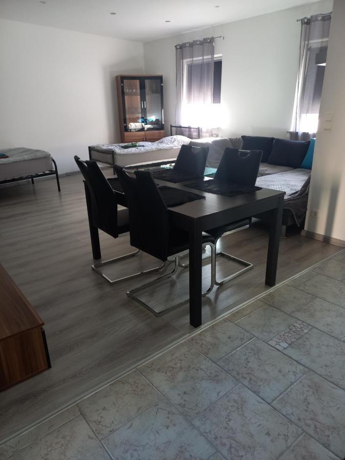 Monteurwohnung Loiching Εξωτερικό φωτογραφία